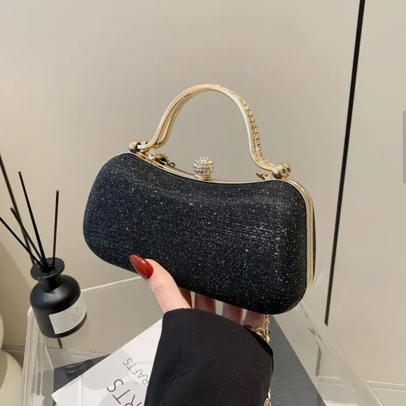 Elegant Unbranded Black Evening Bag -NIP - Picture 4 of 15